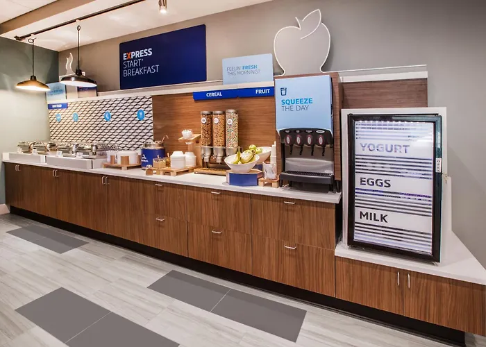 Holiday Inn Express & Suites Kailua-Kona By Ihg